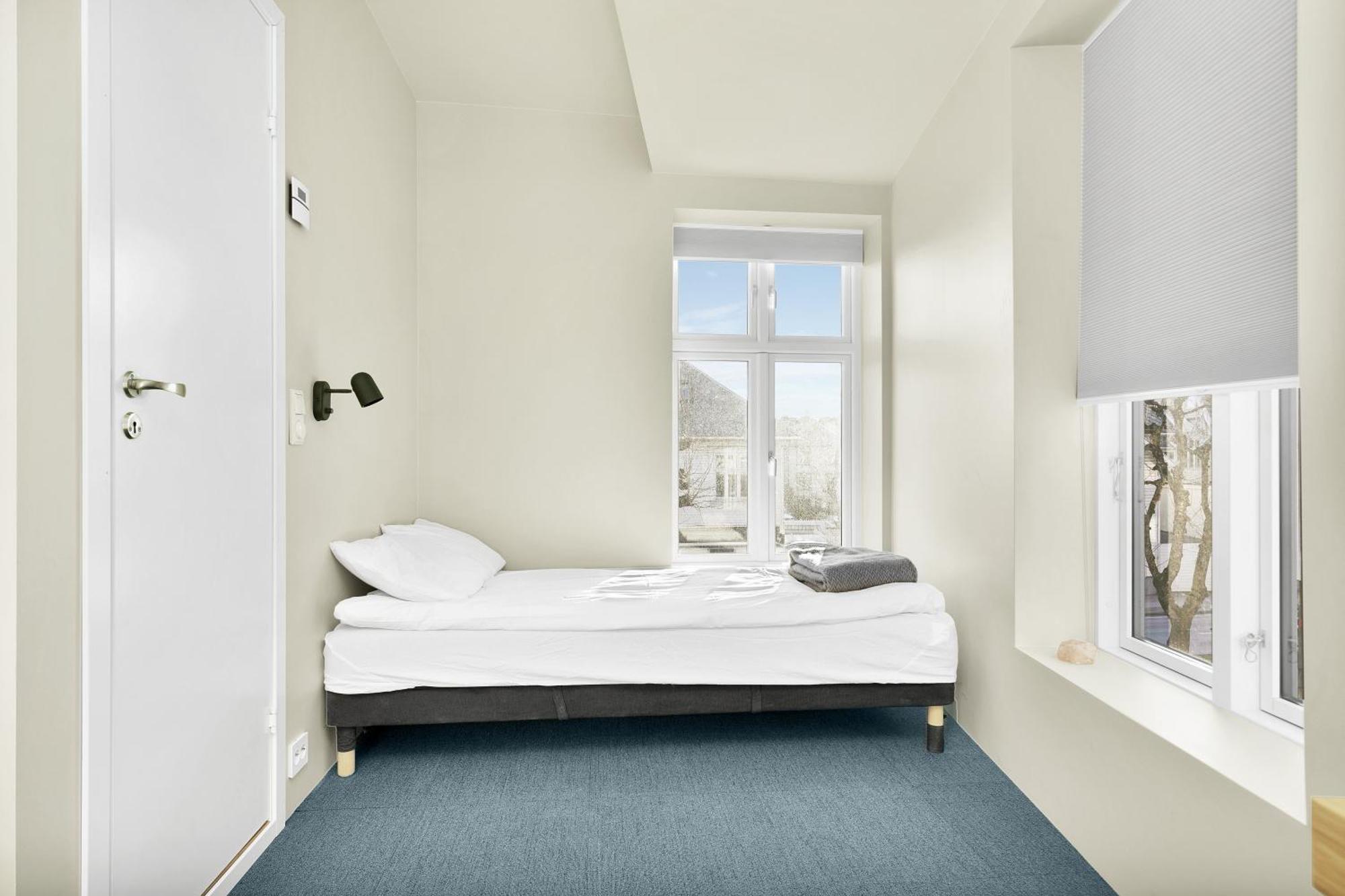 - Bedroom With En Bathroom