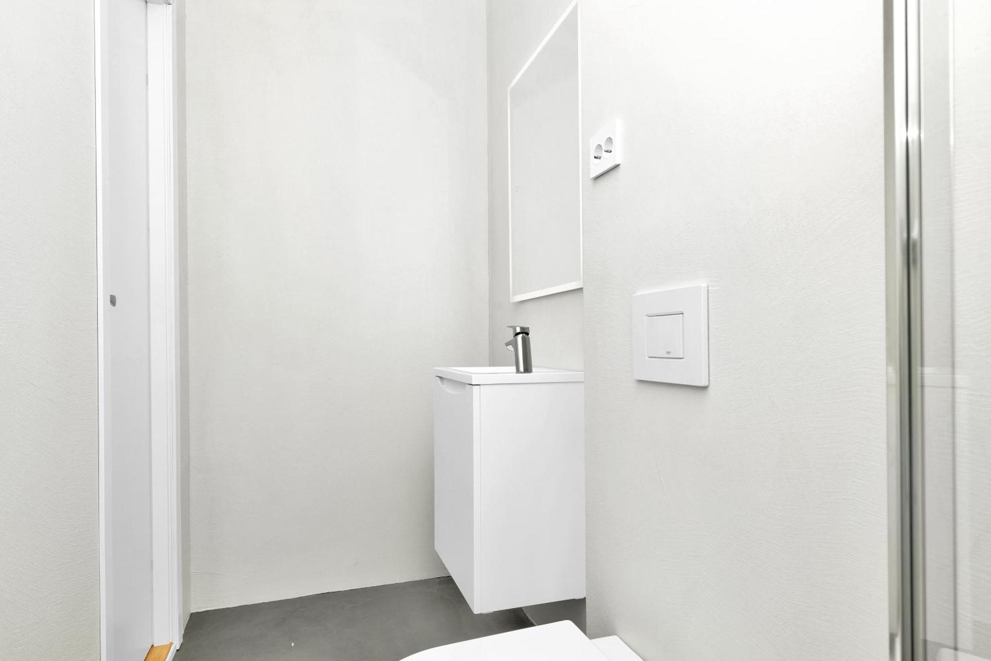 - Bedroom With En Bathroom Guest house