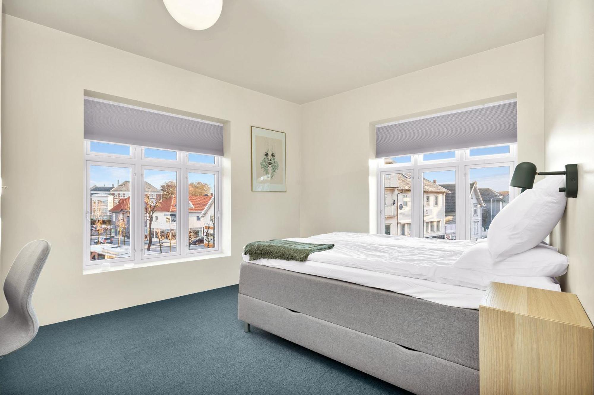 - Bedroom With En Bathroom Stavanger